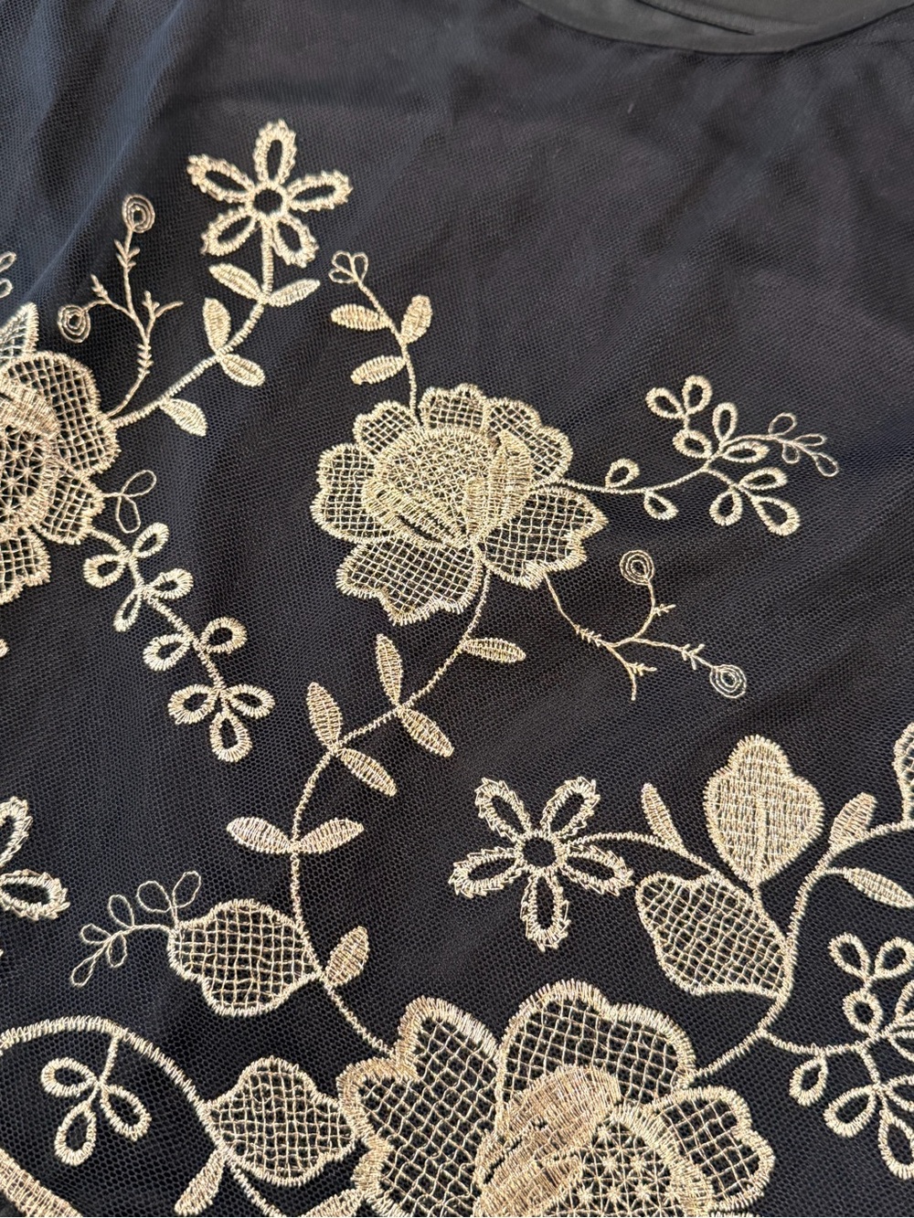 Roz & Ali Black Tank with Gold Floral Lace #714 - Picture 13 of 15
